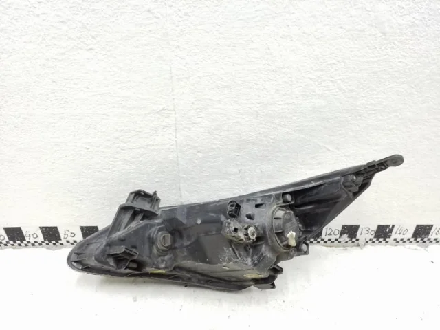 Фара ксенон левая для Hyundai Solaris 1 рестайлинг 2014-2017 Хэтчбек на фотографиях