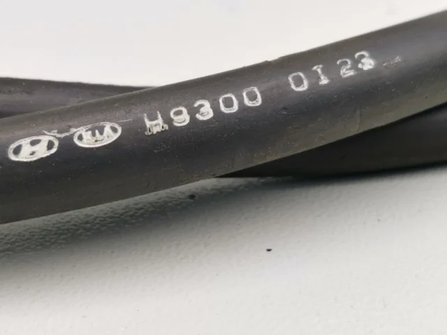 Трос ручника левый для Kia Rio 4 на фотографиях