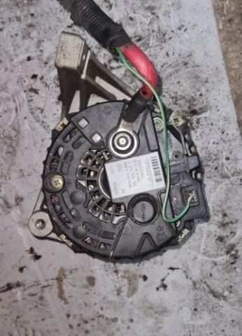 Генератор для Volvo XC90 I C 2002-2014 на фотографиях