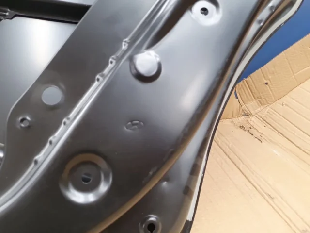 Дверь задняя правая для Hyundai Elantra AD 2015-2019 на фотографиях