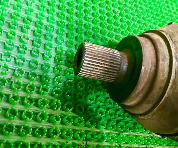 Привод передний правый для Volkswagen Passat (B7) 2010-2014 на фотографиях