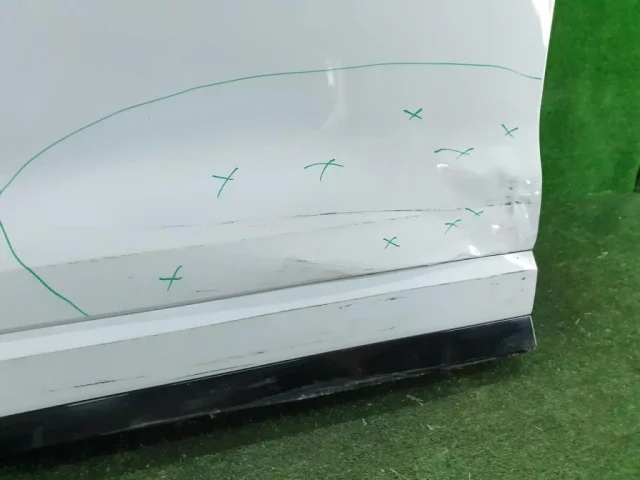 Дверь передняя левая для Audi Q3 F3 2018+ на фотографиях