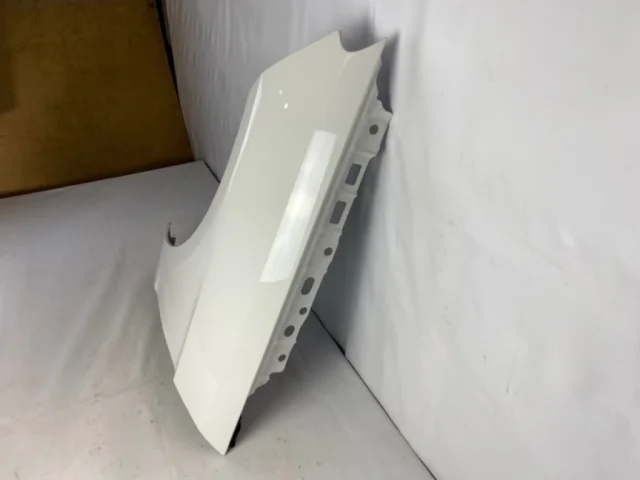 Крыло левое для Mercedes-Benz GLE class W166 2015-2018 на фотографиях