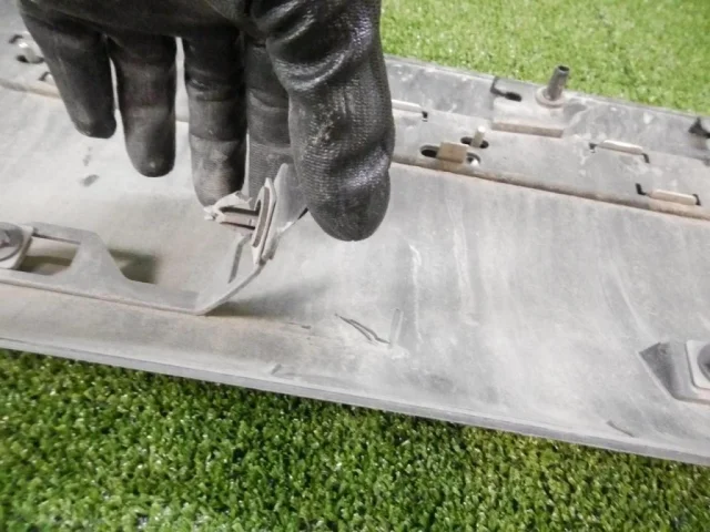 Молдинг двери задний левый для Ford Explorer U502 rest 2014-2019 на фотографиях