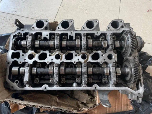 ГБЦ для Mitsubishi Pajero Sport KH0 2008-2013 на фотографиях