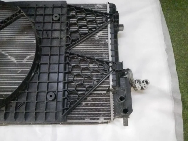 Диффузор вентилятора для Skoda Rapid I NH3 2012-2017 на фотографиях