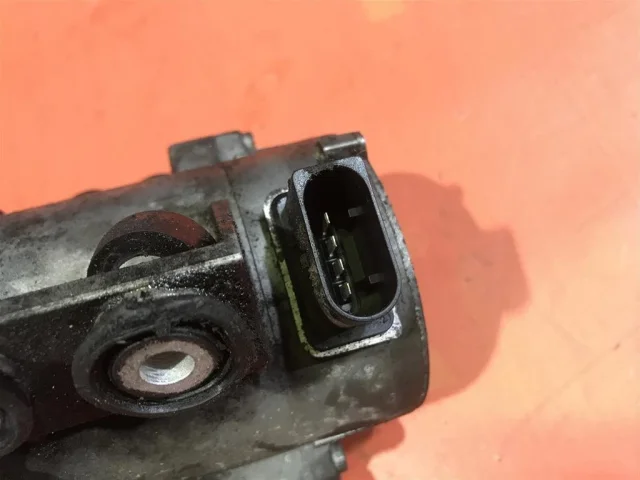 Насос охлаждающей жидкости ДВС(Помпа) для BMW X3 Е83 2003-2010 на фотографиях