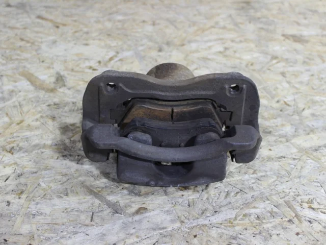 Суппорт задний левый для Hyundai Solaris 1 RB (2011-2013) на фотографиях