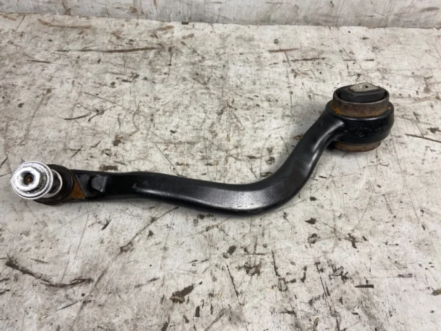 Рычаг продольный задний правый для BMW X5 Е70 2006-2013 на фотографиях