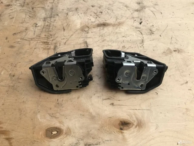 Замок передней левой двери для BMW X3 Е83 2003-2010 на фотографиях