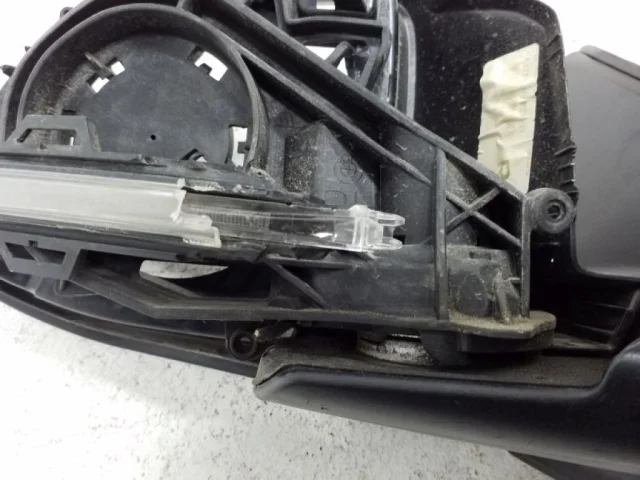 Зеркало боковое правое для BMW X6 Ф16 F16 2014-2019 на фотографиях