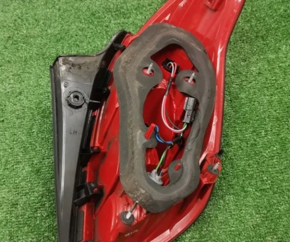 Фонарь левый для Opel Mokka 2012-2016 на фотографиях