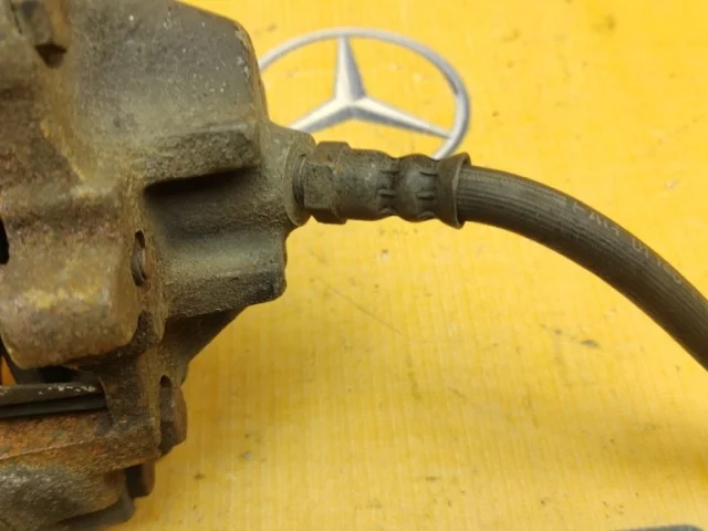 Суппорт задний левый для Mercedes-Benz E class W210 1995-2002 на фотографиях