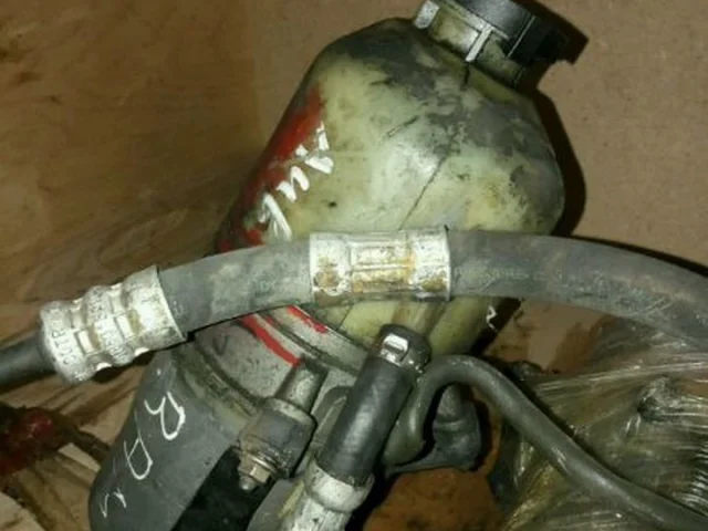 Насос ГУР для Opel Astra H Седан 2004-2014 на фотографиях