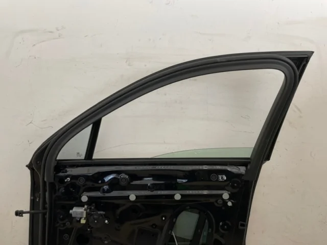 Двери для Audi Q7 4M 2015+ на фотографиях