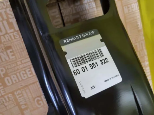 Панель радиатора (телевизор) для Renault Sandero BS 2007-2014 на фотографиях