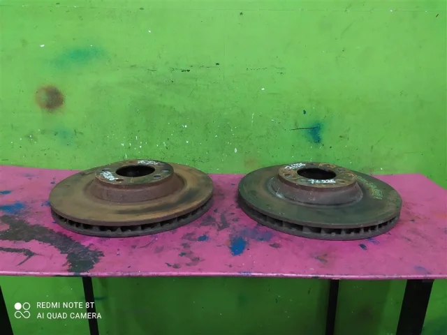 Диски тормозные передние (комплект) для Volkswagen Touareg I (7L) 2002-2010 на фотографиях