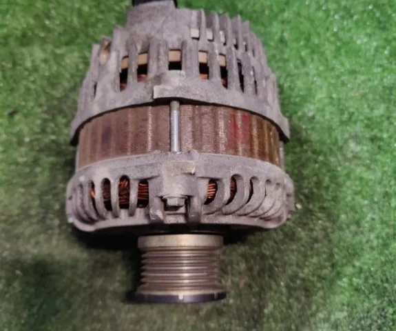 Генератор для Nissan X-Trail T31 RU 2007-2014 на фотографиях