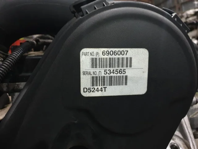 Продажа двигателя D5244T5