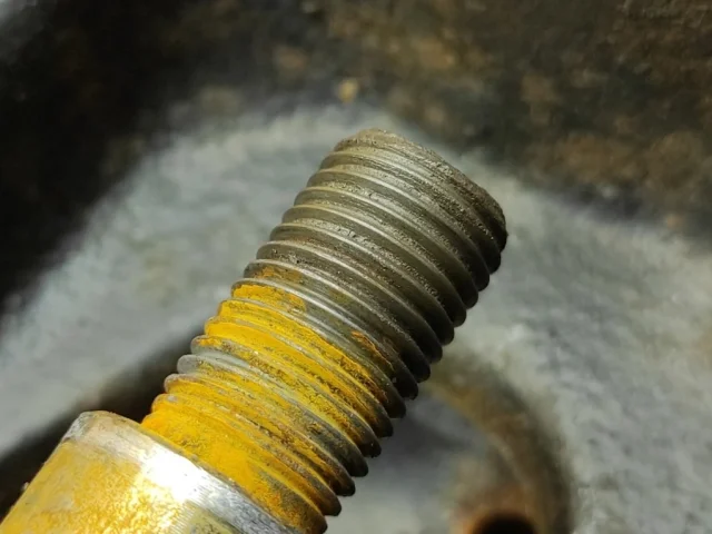 Ступица колеса задняя правая для Mercedes-Benz M class W163 1998-2005 на фотографиях