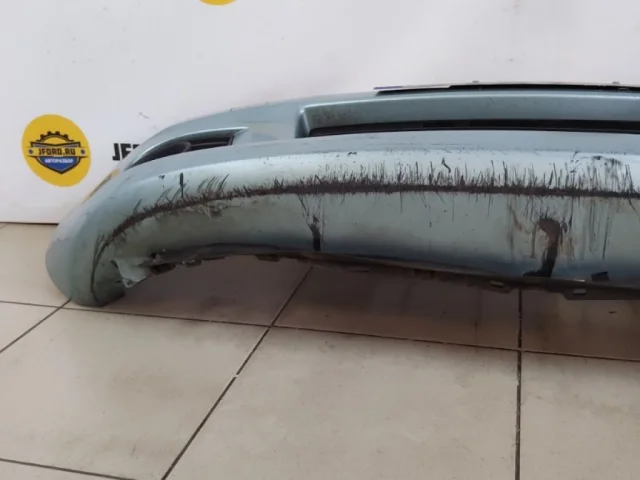 Бампер передний для Suzuki Swift Хэтчбек 3-d 2004-2010 на фотографиях