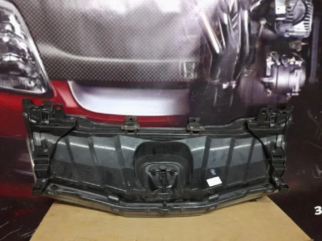 Решетка радиатора для Honda Civic FK 5D 2012-2015 на фотографиях