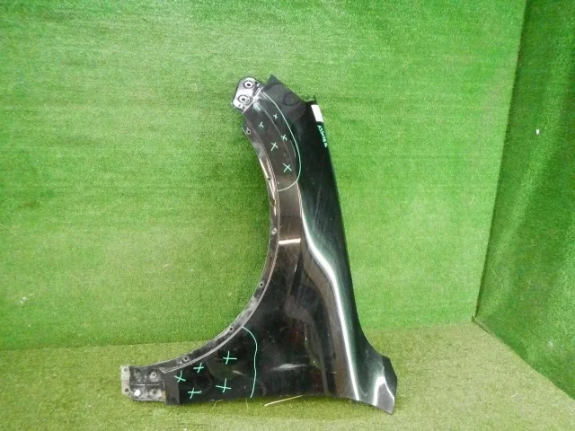 Крыло левое для Volkswagen Touareg I (7L) 2002-2010 на фотографиях