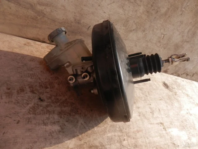 Вакуумный усилитель тормозов для Suzuki Grand Vitara 2005-2014 на фотографиях