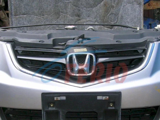 Решетка радиатора для Honda Accord 7 2002-2008 на фотографиях