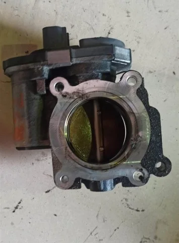 Дроссельная заслонка для Opel Insignia Хэтчбек A 2008-2017 на фотографиях