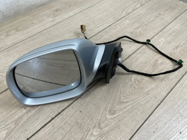 Зеркало боковое левое для Volkswagen Touareg I (7L) 2002-2010 на фотографиях