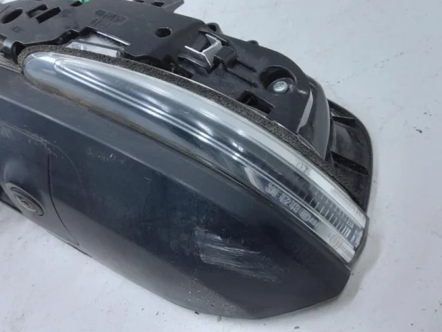 Зеркала для Toyota RAV4 XA50 2019+ на фотографиях