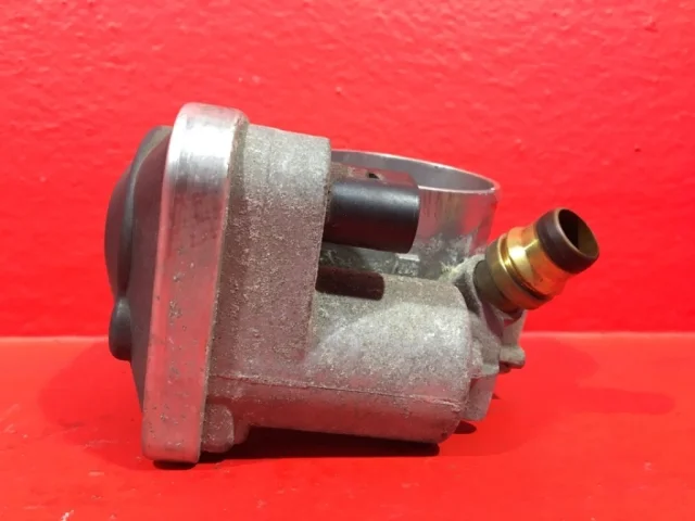 Дроссельная заслонка для Opel Zafira B 2005-2015 на фотографиях