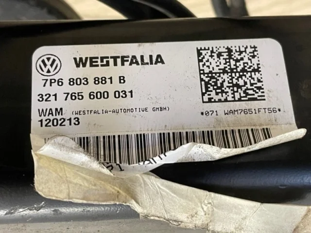 Фаркоп для Volkswagen Touareg II (7P5) 2010-2014 на фотографиях