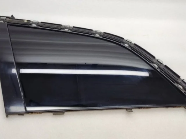 Форточка задняя левая для Audi Q7 4L 2005-2015 на фотографиях