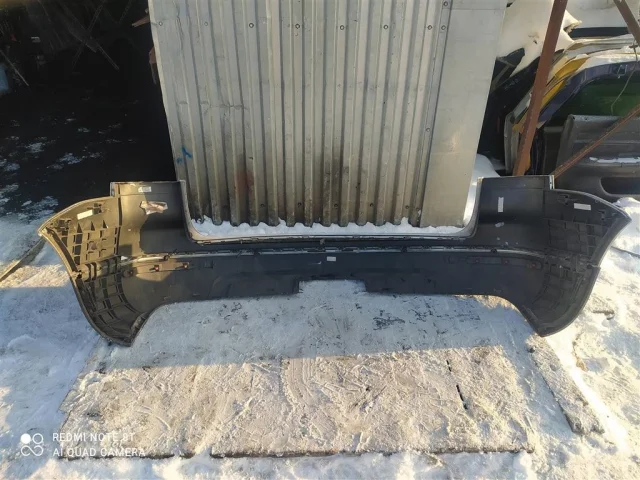 Накладка заднего бампера для Volkswagen Touareg I (7L) 2002-2010 на фотографиях