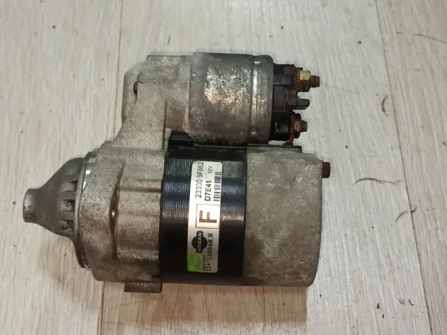 Стартер для Nissan Primera P12 Седан 2002-2008 на фотографиях