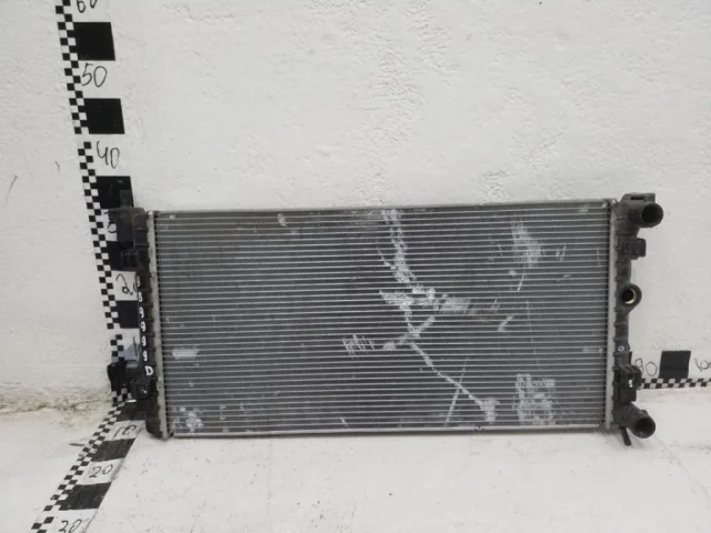 Радиатор охлаждения ДВС для Skoda Rapid I rest NH3 2017-2020 на фотографиях