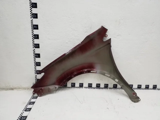 Крыло правое для Toyota RAV4 XA40 rest 2015-2019 на фотографиях