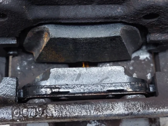 Суппорт задний левый для Mercedes-Benz E class W213 2016-2023 на фотографиях