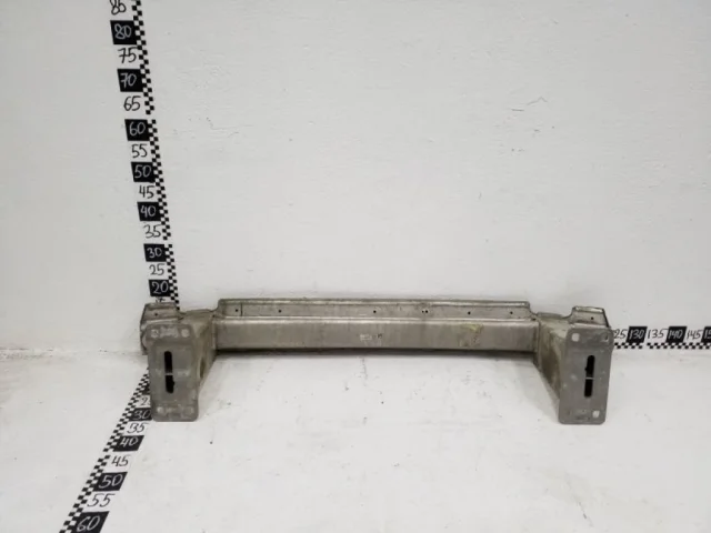 Усилитель бампера передний верхний для Audi Q7 4M 2015+ на фотографиях