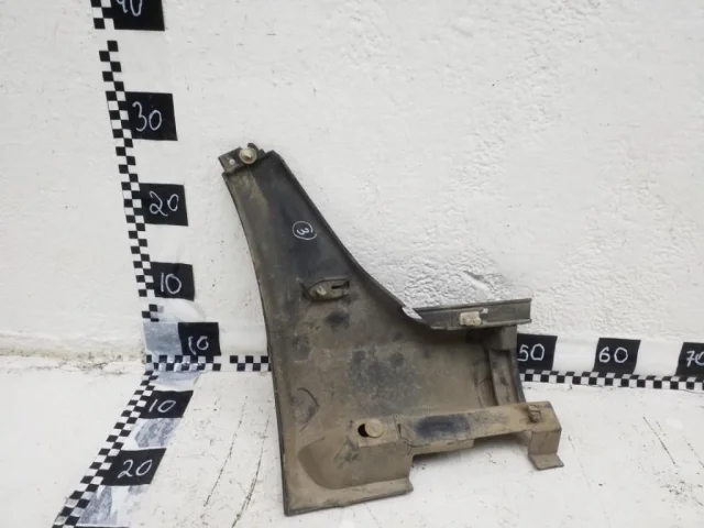 Накладка порога левая для Volvo XC70 BZ 2007-2016 на фотографиях