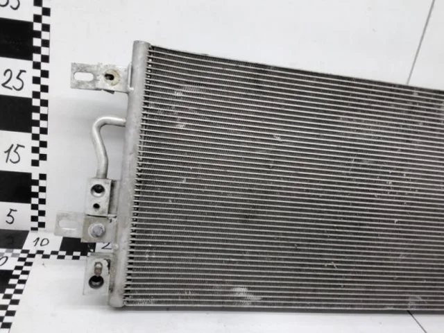 Радиатор охлаждения ДВС для Ford Explorer U502 rest 2014-2019 на фотографиях