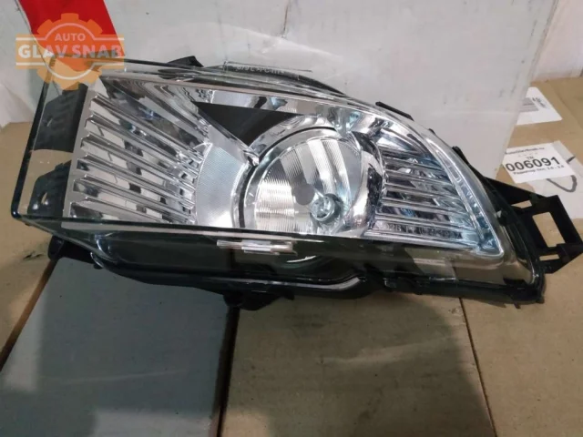 Фары для Opel Insignia Хэтчбек A 2008-2017 на фотографиях