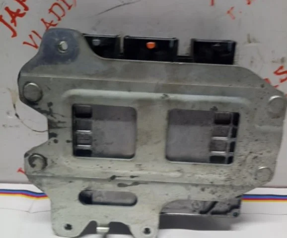 Блок управления двигателем для Nissan X-Trail T31 RU 2007-2014 на фотографиях