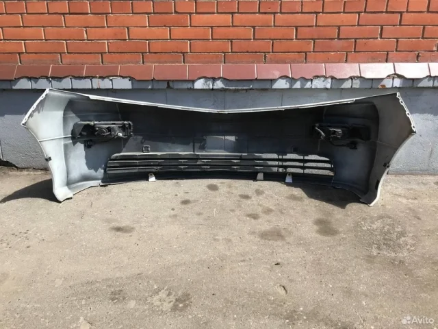 Бампер для Toyota Alphard H10 2002-2008 на фотографиях