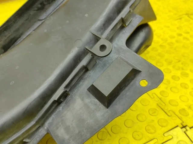 Воздуховод радиатора левый для BMW 3er Е46 1998-2007 на фотографиях