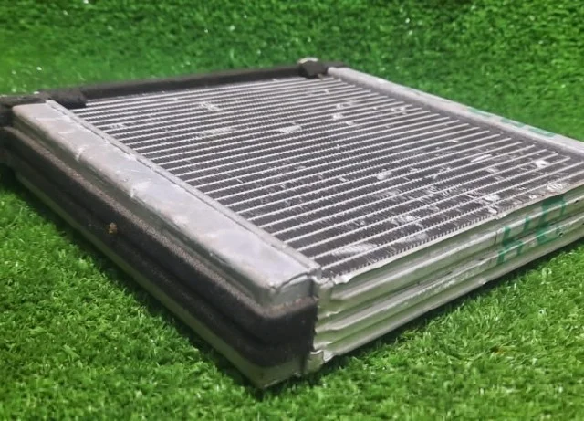 Радиатор печки для Subaru Legacy Универсал BH/B12 1998-2003 на фотографиях