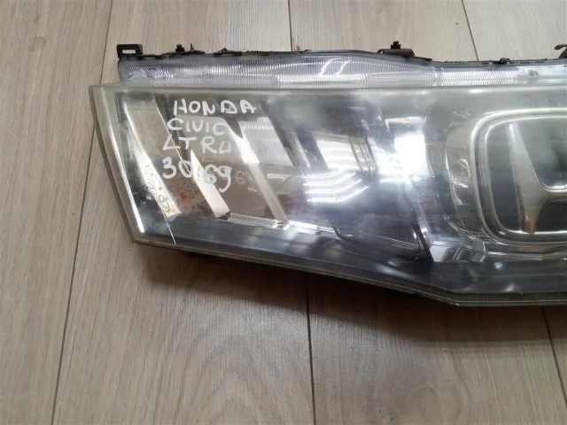 Решетка радиатора для Honda Civic FA 2005-2010 седан на фотографиях