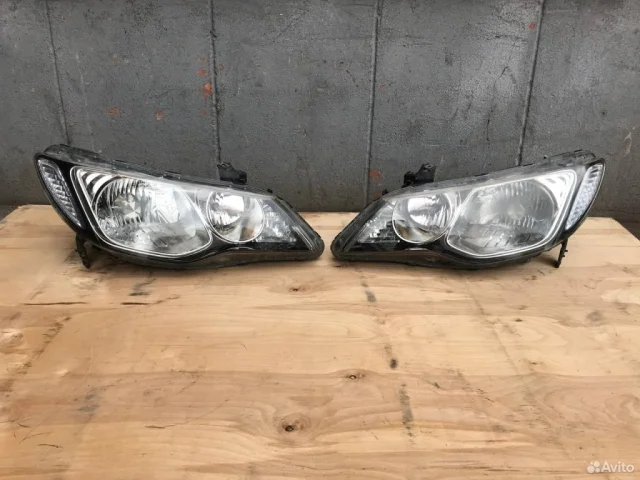 Фары для Honda Civic FD 2005-2012 седан на фотографиях